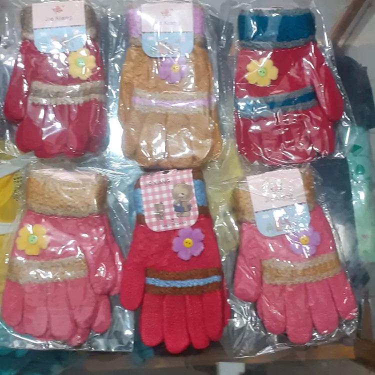 دستکش بافت دخترانه گلدار