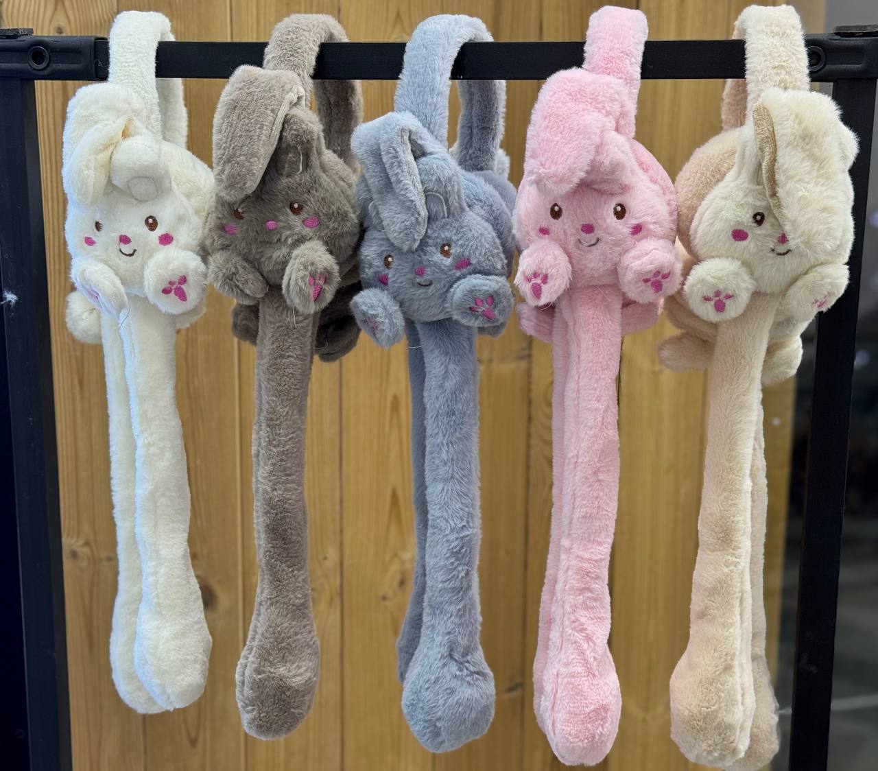 گوشبند پمپی خرگوش دست دار